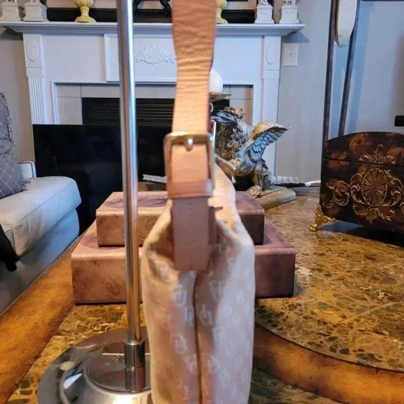 Dooney & Bourke Beige Monogram Shoulder Bag - Picture 3 of 10